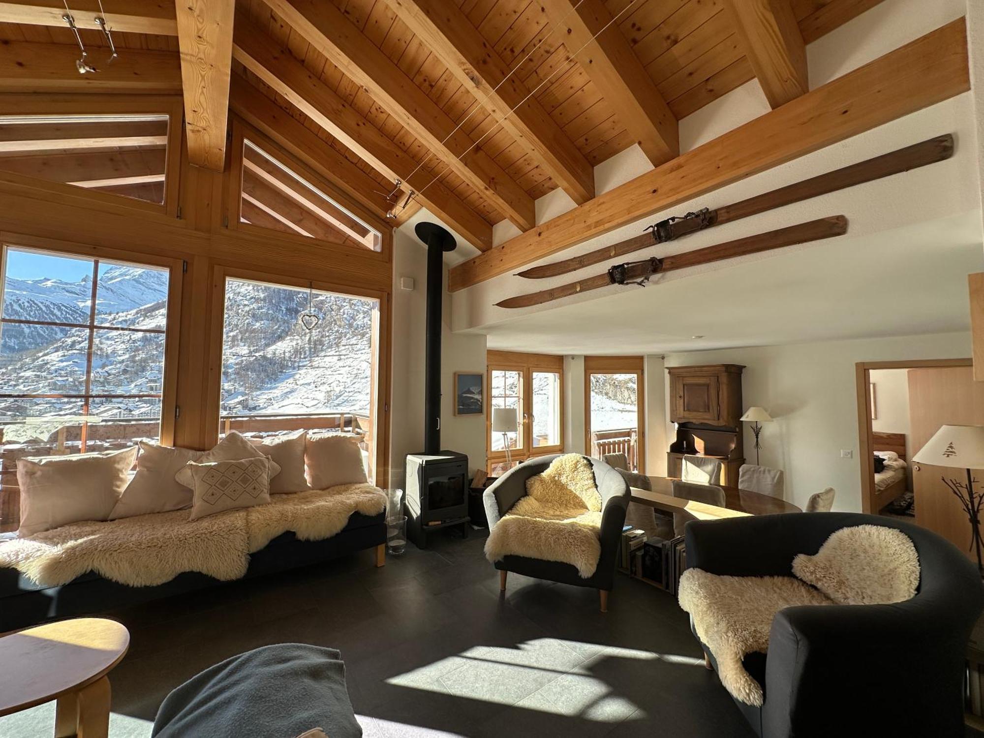 Modern Self-Catering Apartment With Matterhorn Views Zermatt Kültér fotó